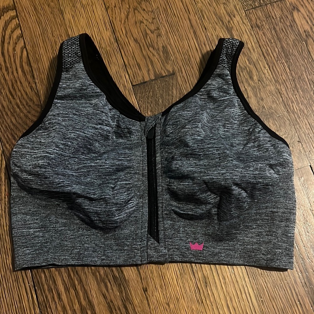 SheFit lounge bra